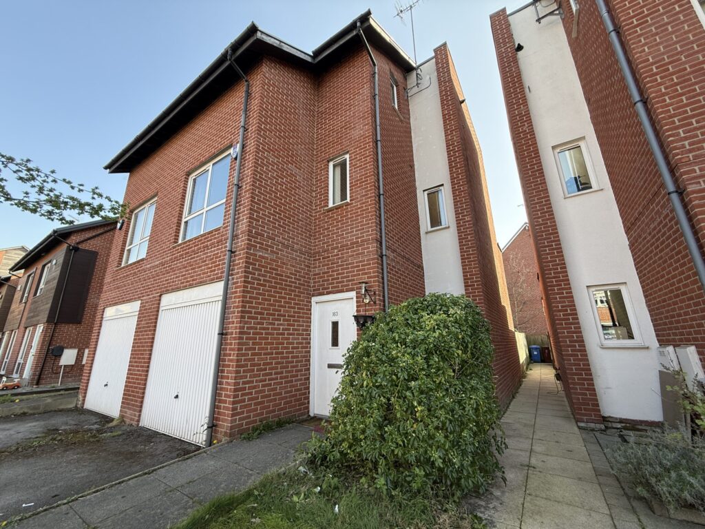 house to let didsbury